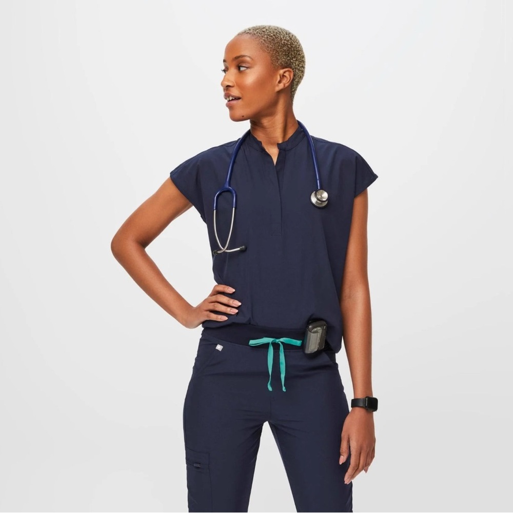 Figs Navy Blue Rafaela top in FREEx material